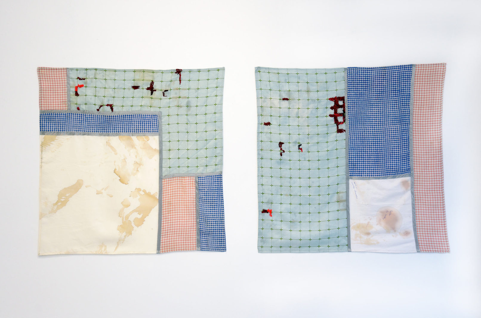 Lucrecia Lionti Cafeteo y mosto tinto Tissu et fil 90 x 90 cm 2019