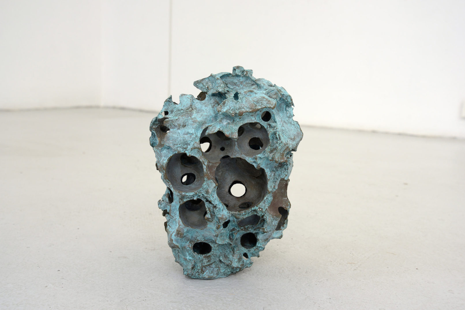 David Renaud Météorite, 2019 Bronze 18 x 20 x 28 cm